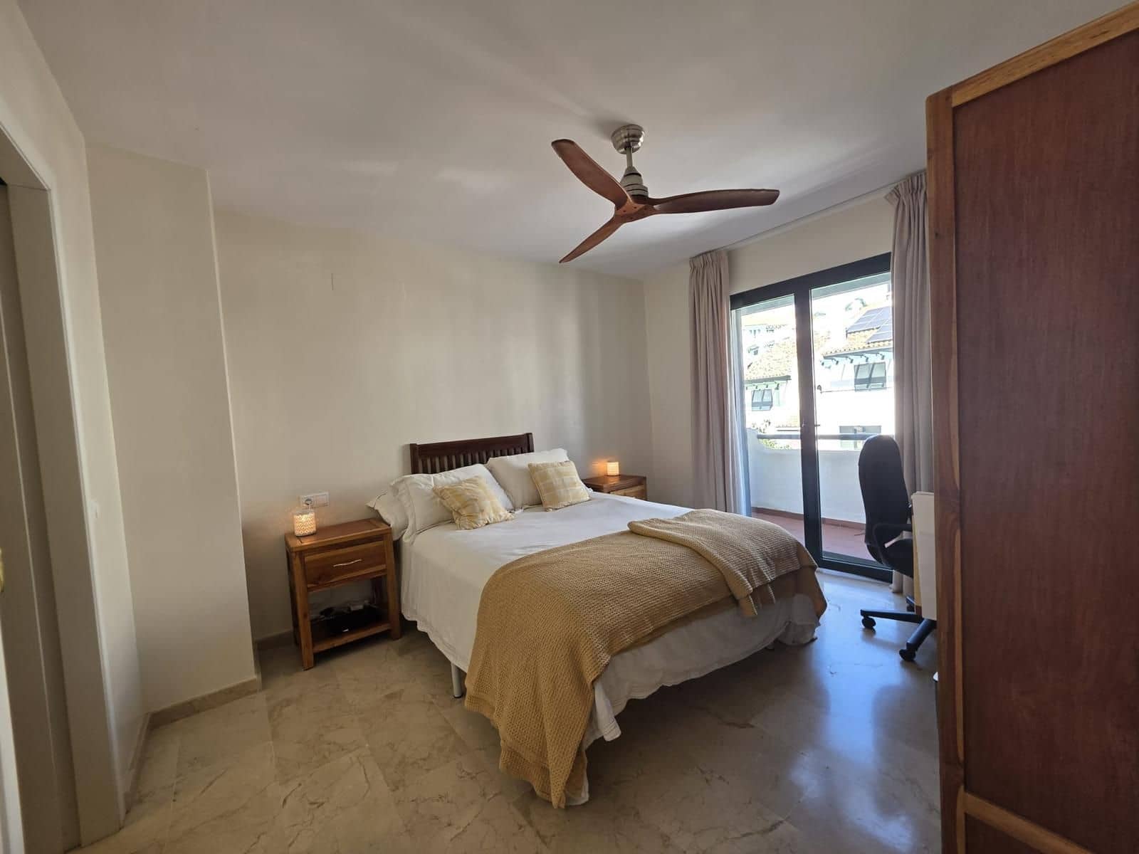 Chalet de 3 habitaciones en Manilva en venta con piscina garaje - 535.000 € (Ref: 9374941)