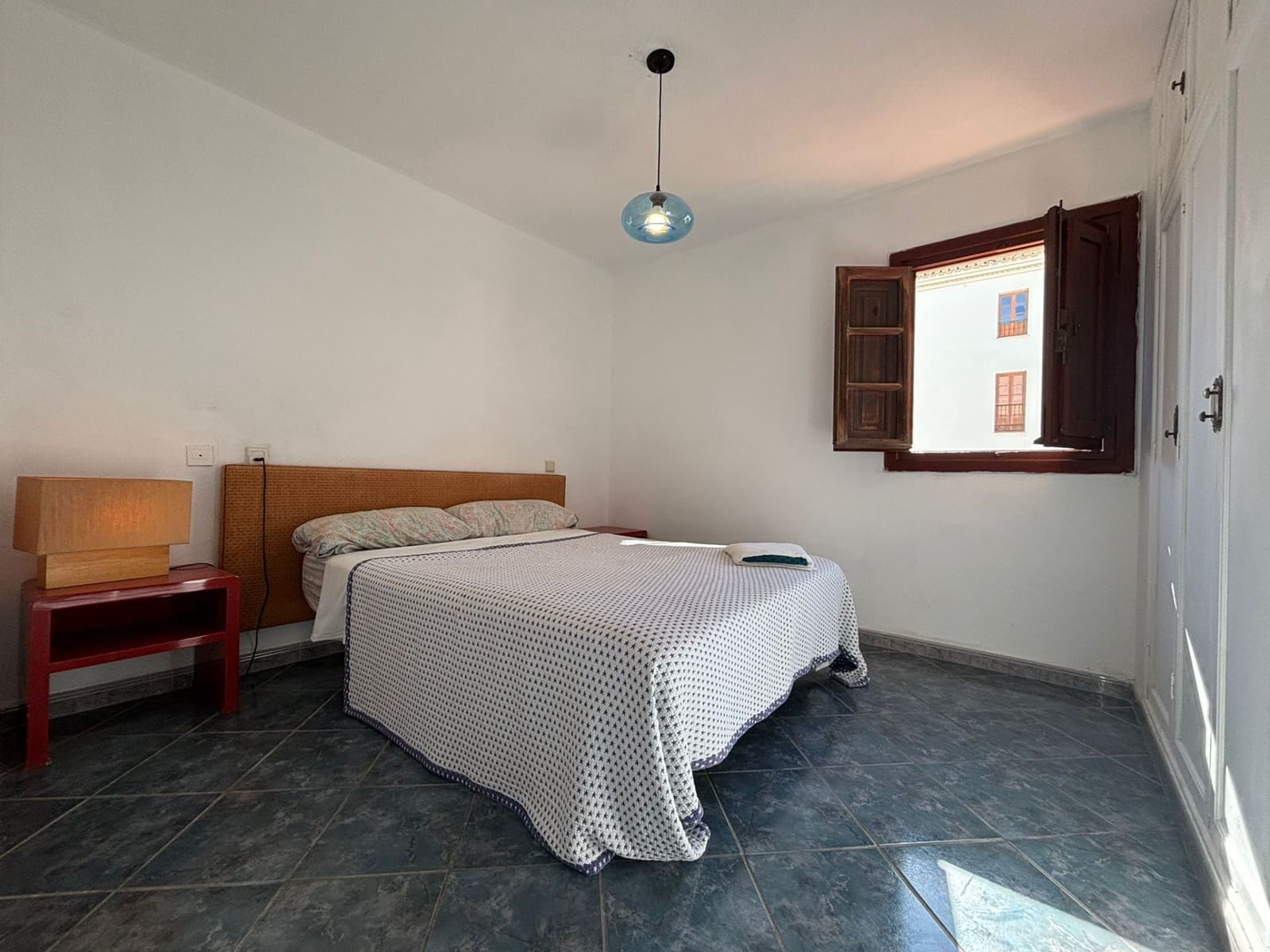 2 bedroom Apartment for sale in Manilva - € 270,000 (Ref: 9455829)