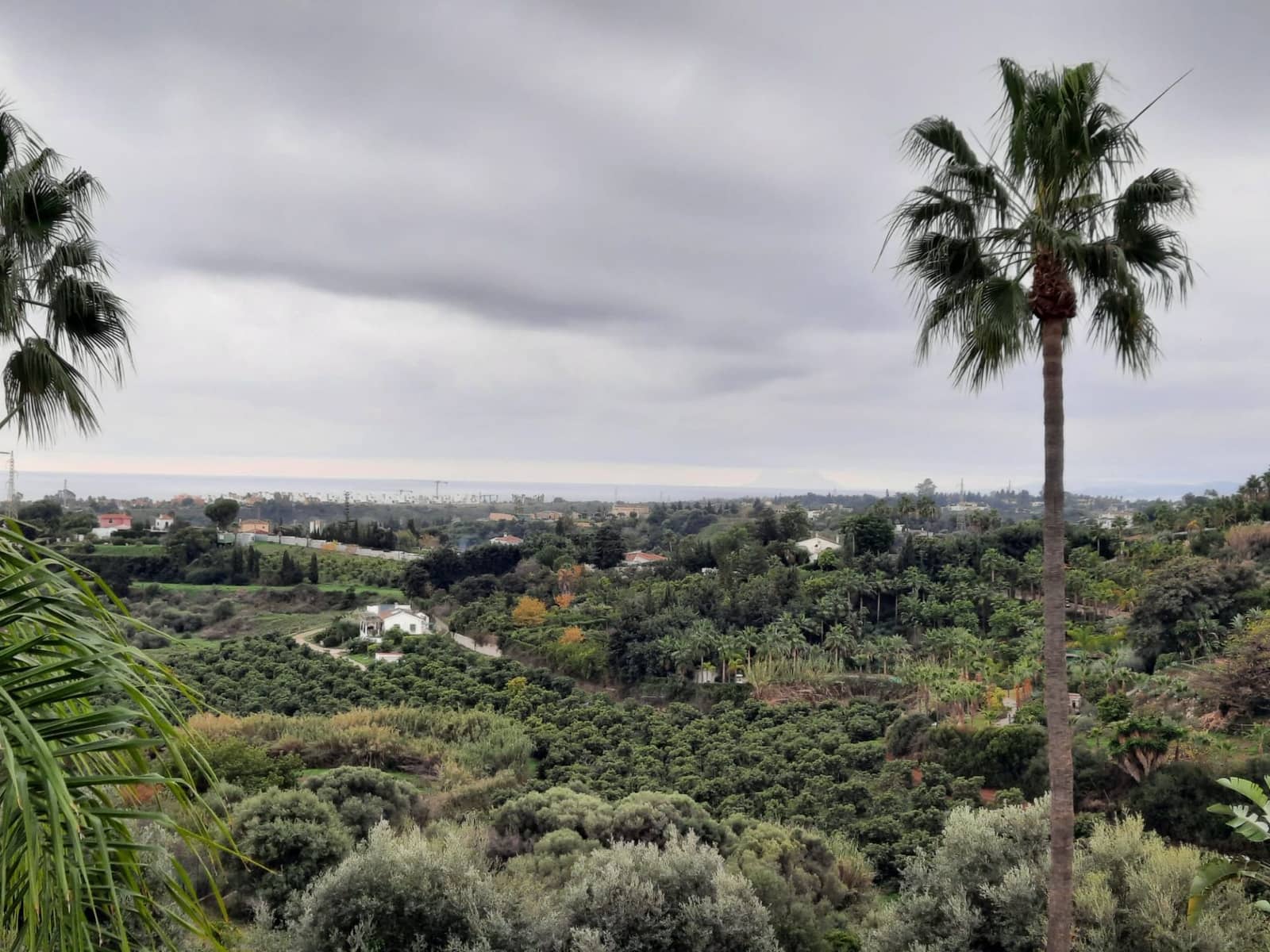 4 bedroom Villa for sale in Estepona with pool garage - € 2,450,000 (Ref: 9472009)