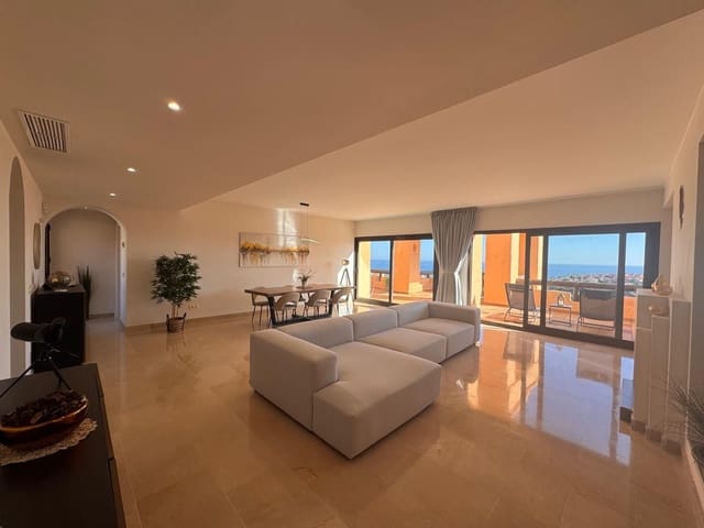 3 soveværelse Penthouse til salg i Manilva med swimmingpool garage - € 510.000 (Ref: 9508260)