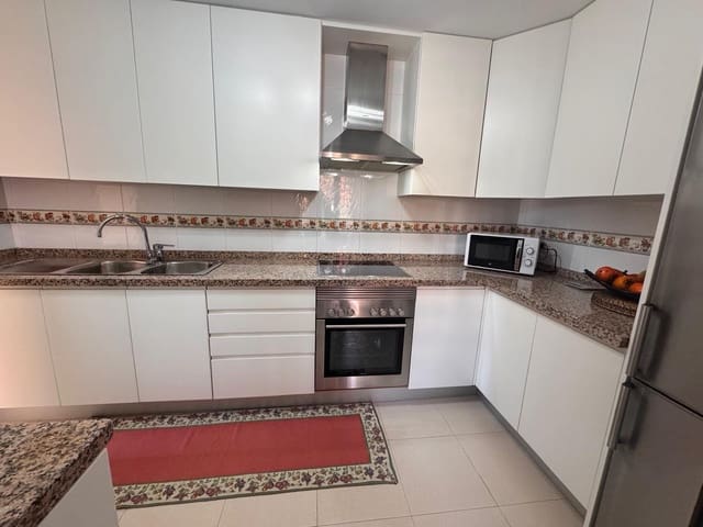 3 soveværelse Penthouse til salg i Manilva med swimmingpool garage - € 510.000 (Ref: 9508260)