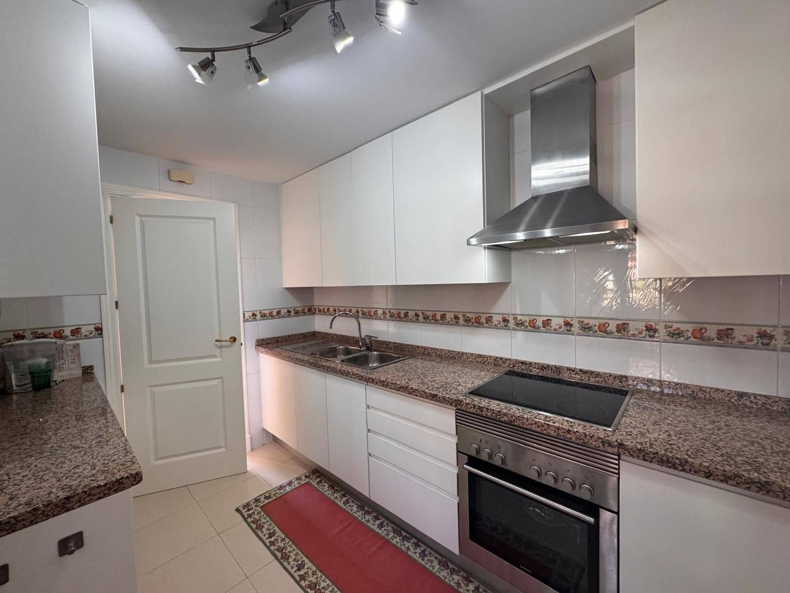 3 slaapkamer Penthouse te koop in Manilva met zwembad garage - € 510.000 (Ref: 9508260)