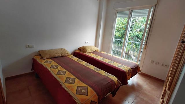 2 slaapkamer Appartement te koop in Manilva met zwembad garage - € 179.000 (Ref: 9633750)