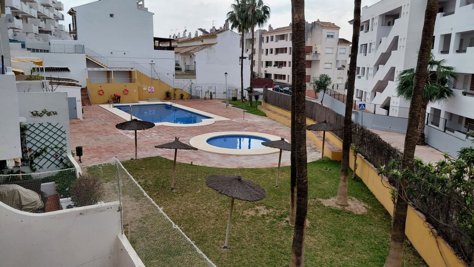 2 chambre Appartement à vendre à Manilva avec piscine garage - 179 000 € (Ref: 9633750)