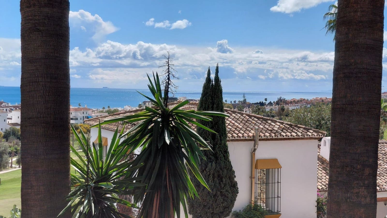 3 camera da letto Villetta Bifamiliare in vendita in La Duquesa / Puerto de la Duquesa con piscina garage - 570.000 € (Rif: 9669902)