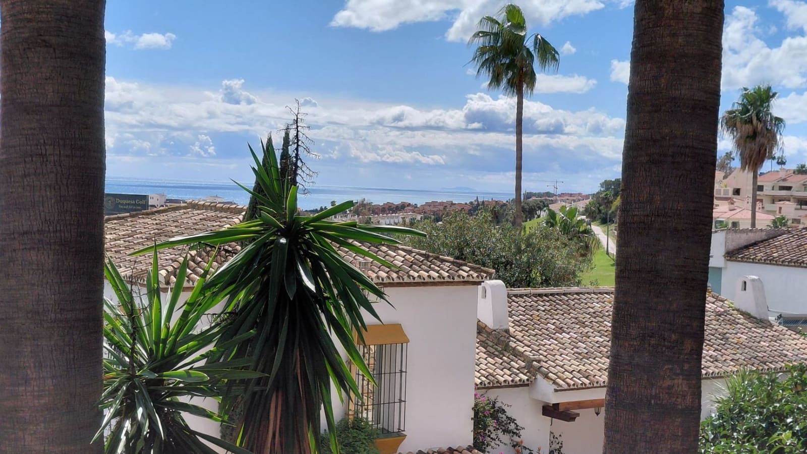 3 camera da letto Villetta Bifamiliare in vendita in La Duquesa / Puerto de la Duquesa con piscina garage - 570.000 € (Rif: 9669902)