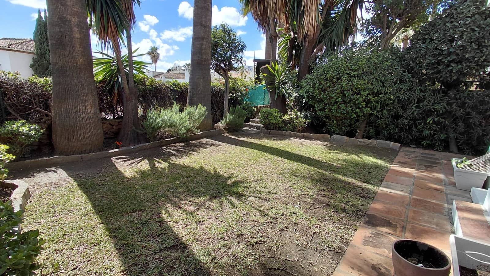 3 camera da letto Villetta Bifamiliare in vendita in La Duquesa / Puerto de la Duquesa con piscina garage - 570.000 € (Rif: 9669902)