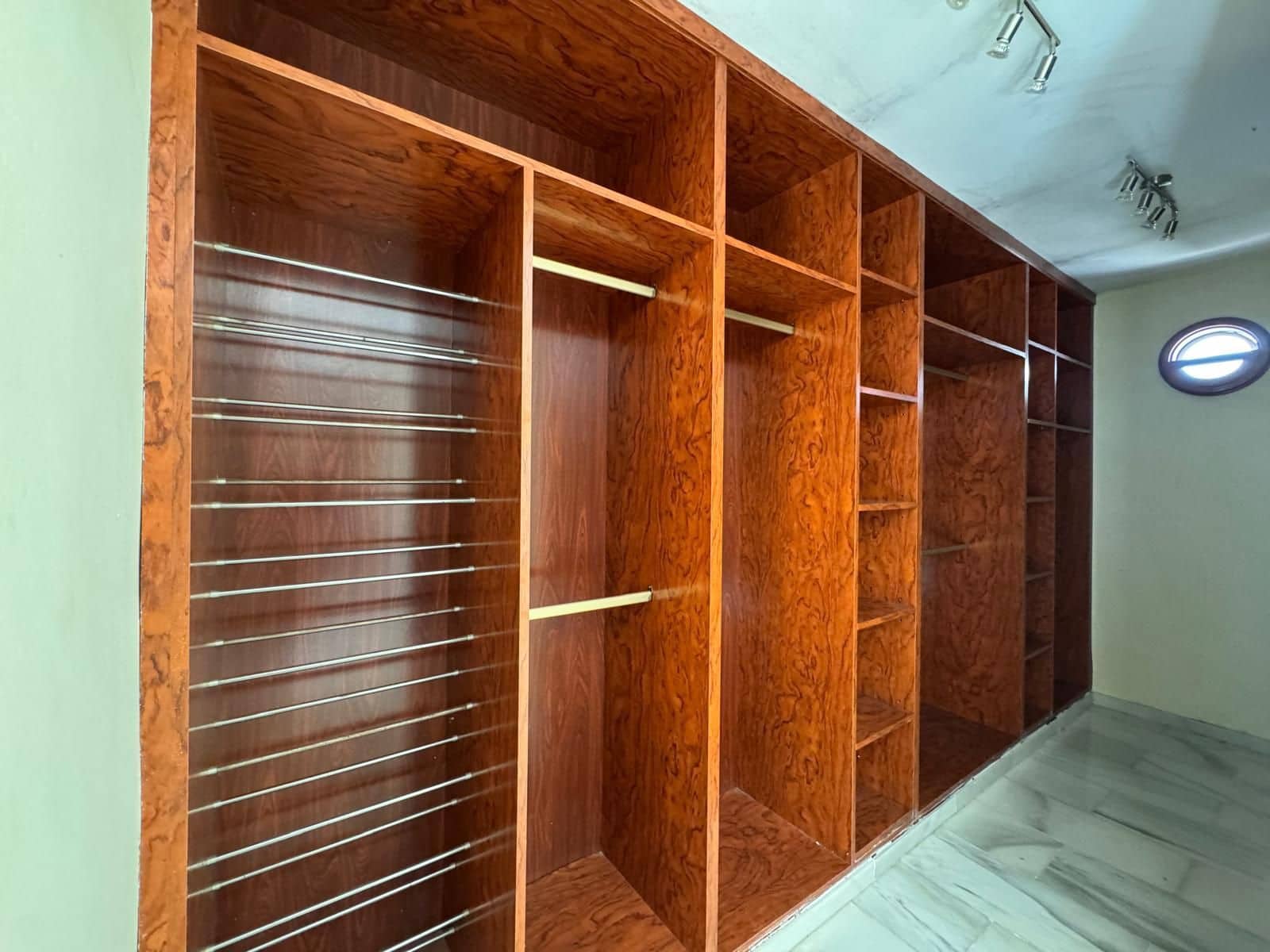 Chalet de 4 habitaciones en Estepona en venta con piscina garaje - 1.800.000 € (Ref: 9689987)