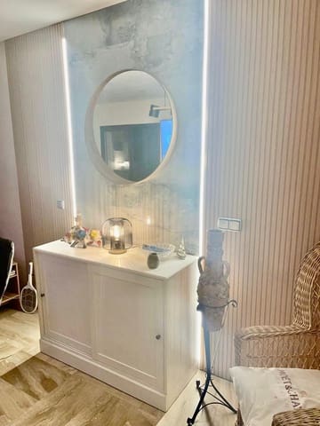 2 soverom Leilighet til salgs i Casares med svømmebasseng garasje - € 460 000 (Ref: 9726302)