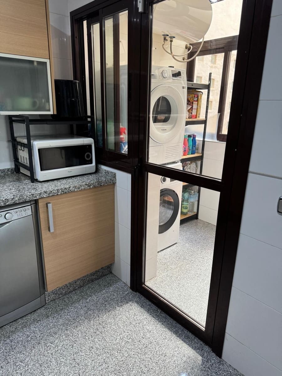 2 soverom Leilighet til salgs i Casares med svømmebasseng garasje - € 460 000 (Ref: 9726302)