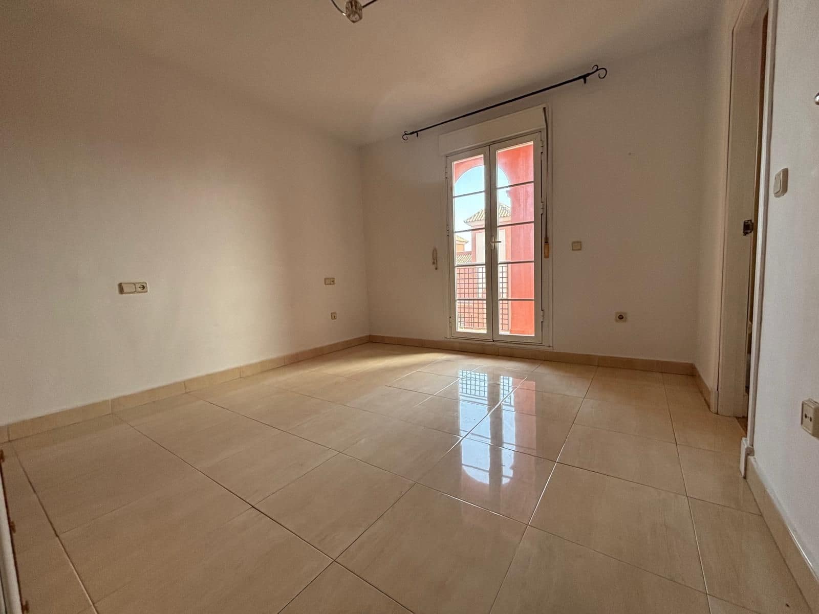 2 Zimmer Apartment zu verkaufen in La Duquesa / Puerto de la Duquesa mit Pool Garage - 269.000 € (Ref: 9755292)