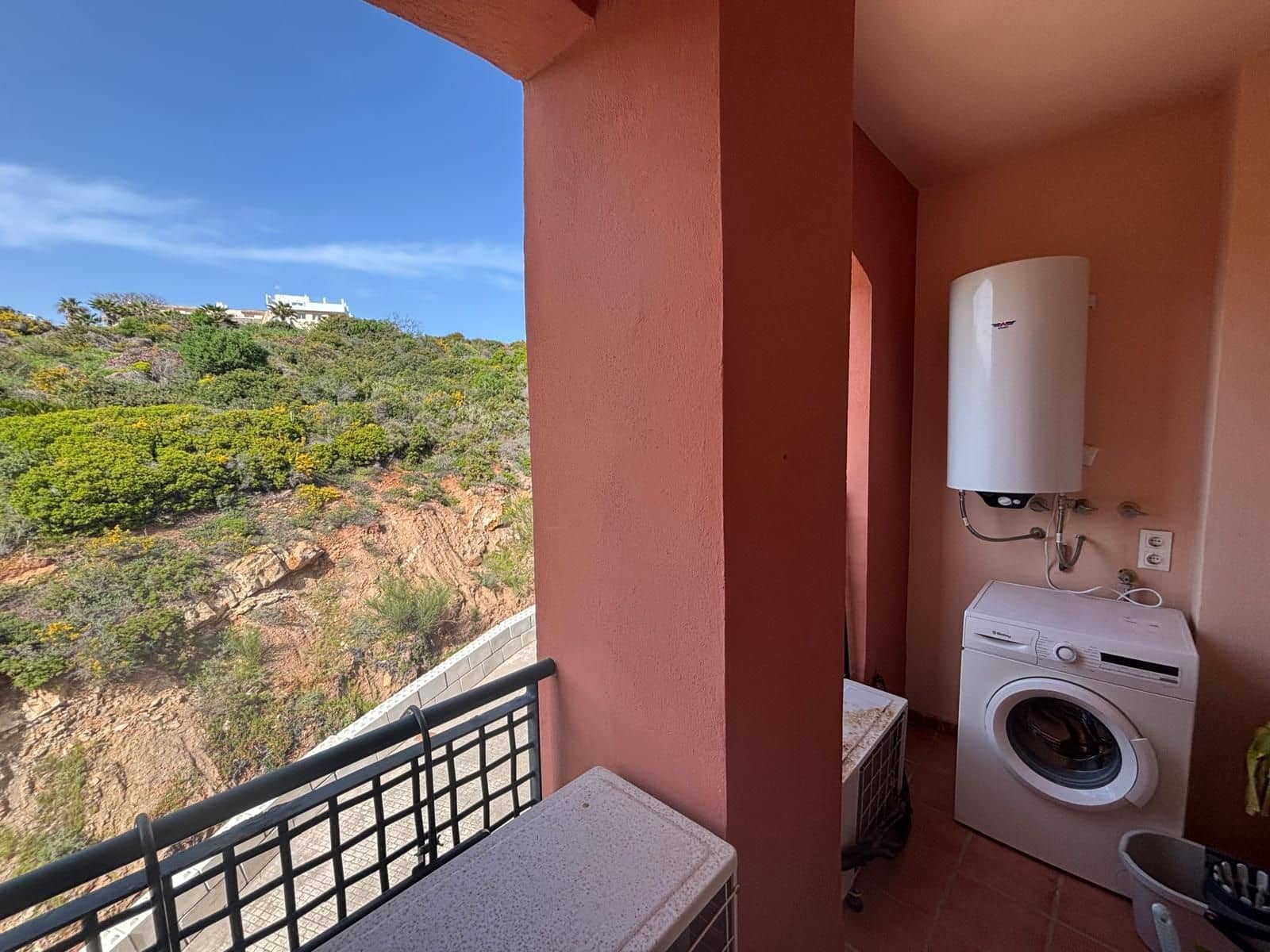 2 Zimmer Apartment zu verkaufen in La Duquesa / Puerto de la Duquesa mit Pool Garage - 269.000 € (Ref: 9755292)