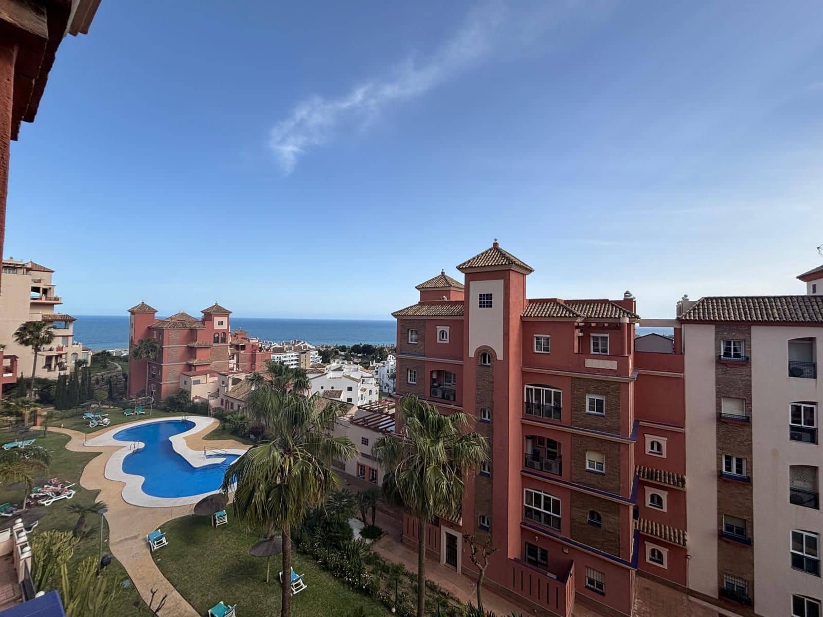 2 Zimmer Apartment zu verkaufen in La Duquesa / Puerto de la Duquesa mit Pool Garage - 269.000 € (Ref: 9755292)
