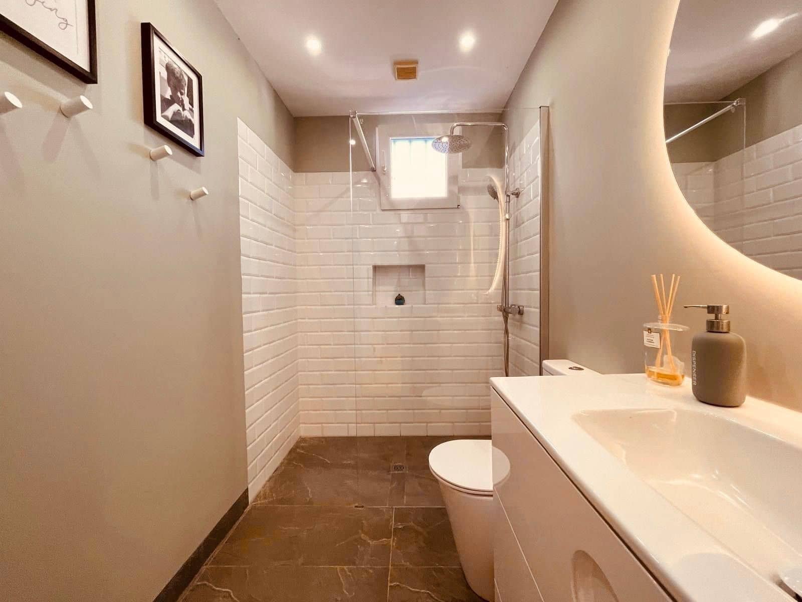 4 soveværelse Villa til salg i Manilva med swimmingpool - € 775.000 (Ref: 9761655)