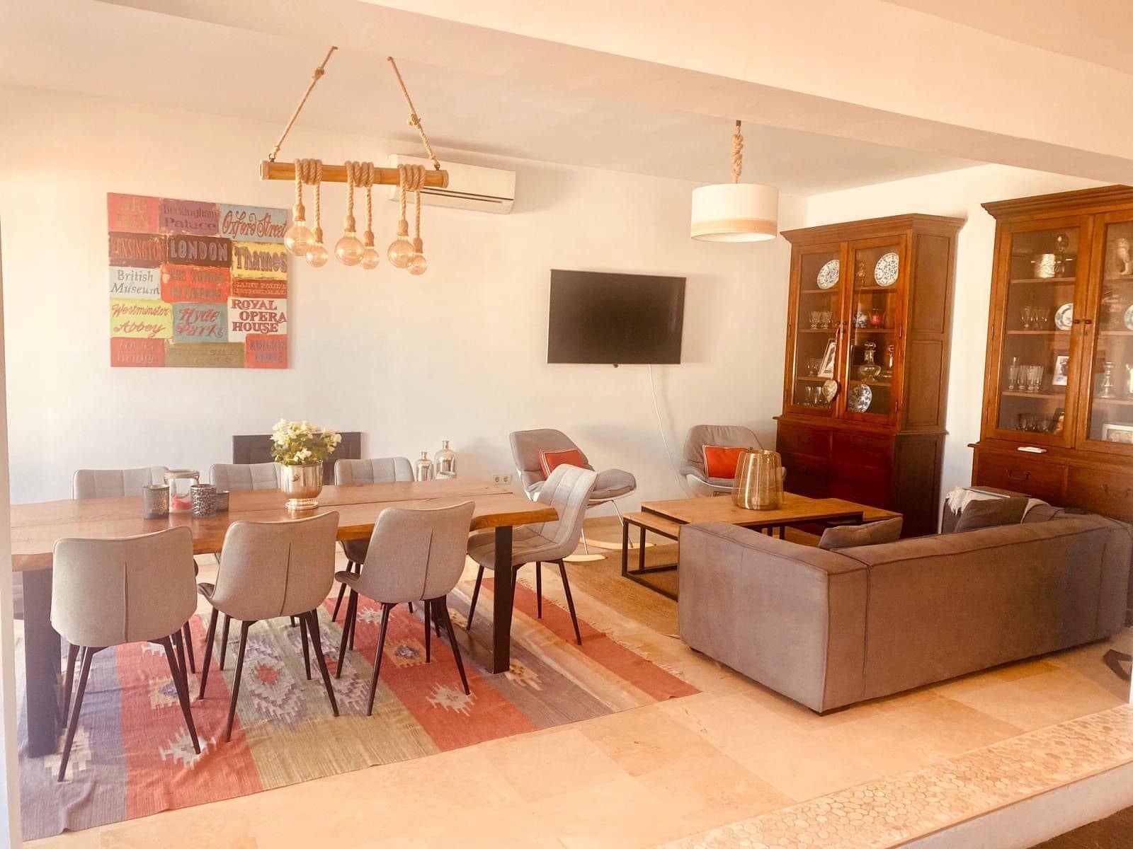 4 soveværelse Villa til salg i Manilva med swimmingpool - € 775.000 (Ref: 9761655)