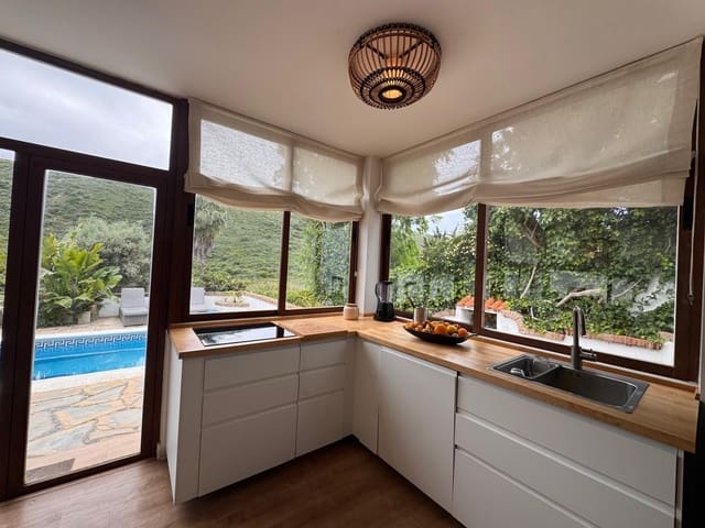 2 quarto Quinta/Casa Rural para venda em Manilva com piscina garagem - 430 000 € (Ref: 9807638)