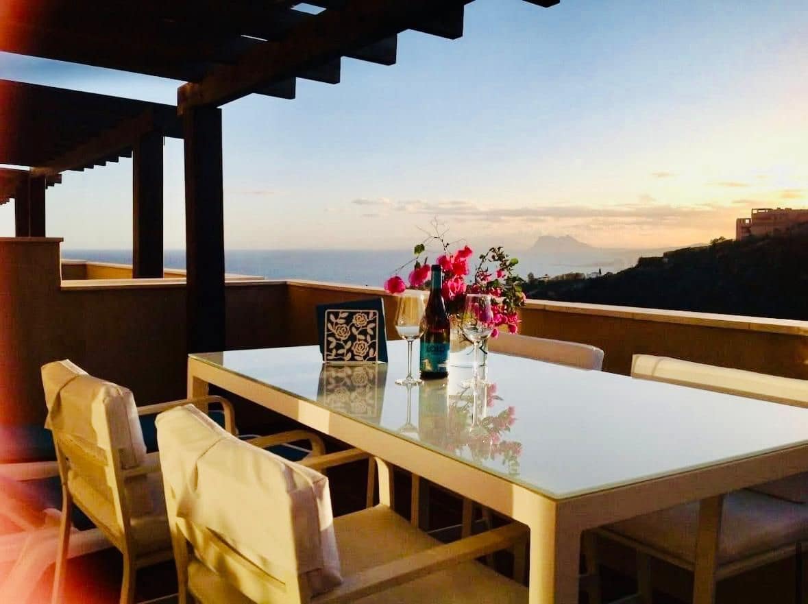 2 bedroom Apartment for sale in Manilva with pool garage - € 325,000 (Ref: 9821978)