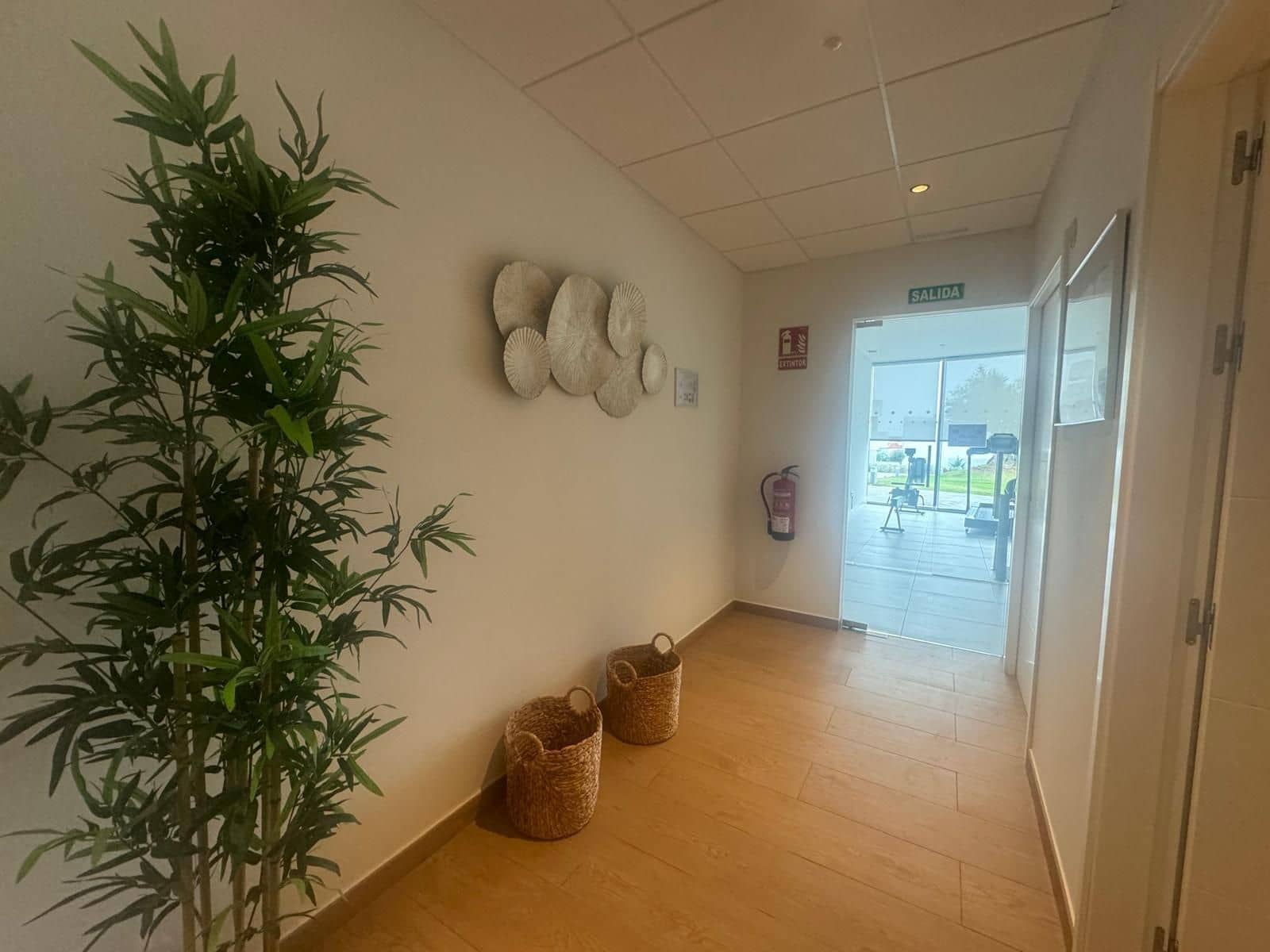 2 soverom Leilighet til salgs i Manilva med svømmebasseng garasje - € 495 000 (Ref: 9838863)