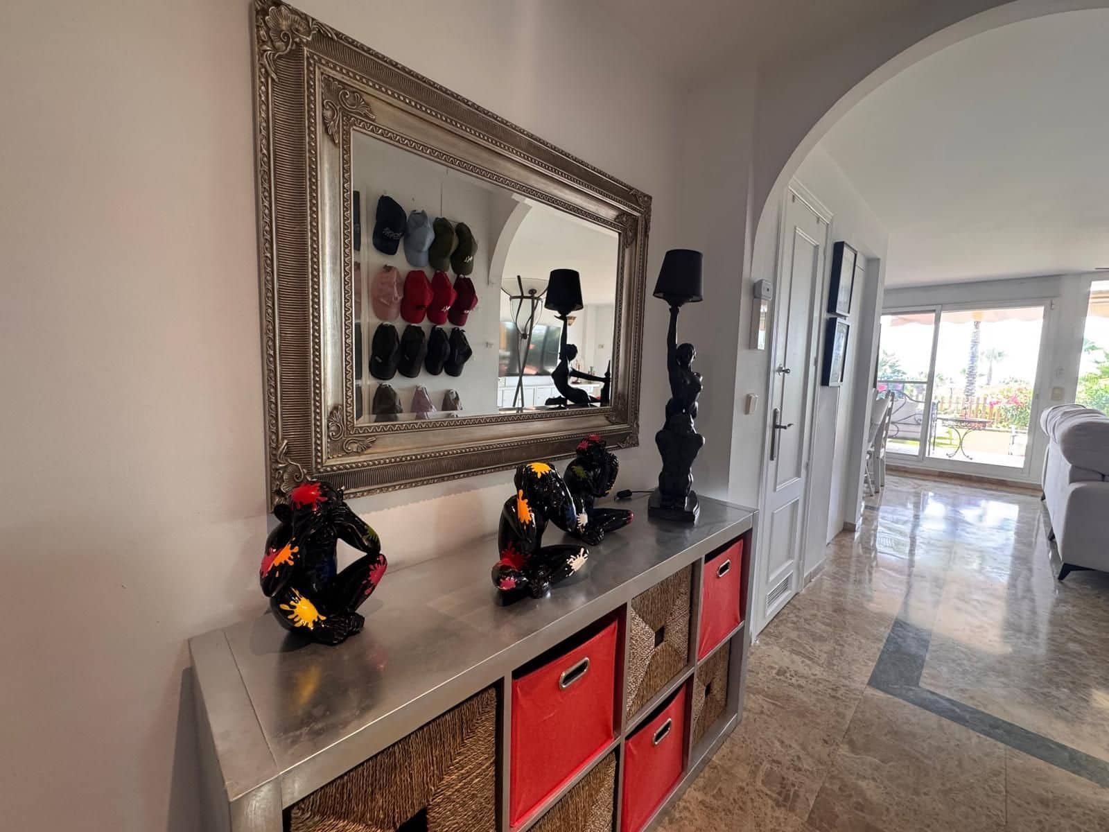 3 chambre Villa/Maison Semi-Mitoyenne à vendre à Estepona avec piscine garage - 595 000 € (Ref: 9926713)