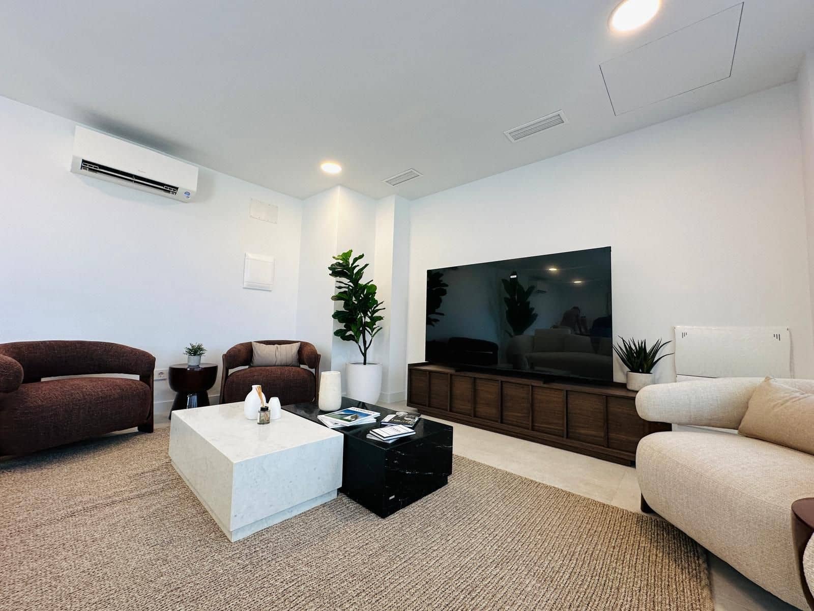 3 bedroom Apartment for sale in Manilva with pool garage - € 600,000 (Ref: 9932773)