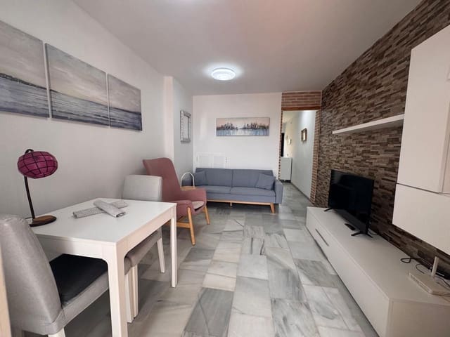 Pareado de 2 habitaciones en Manilva en venta con piscina garaje - 315.000 € (Ref: 9978126)