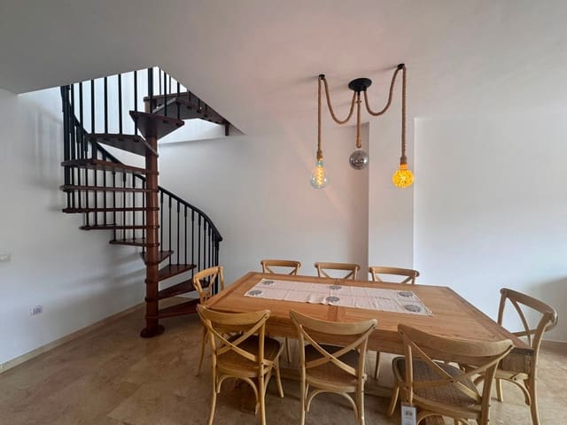 Casa de 3 habitaciones en Manilva en venta con piscina garaje - 330.000 € (Ref: 9978127)
