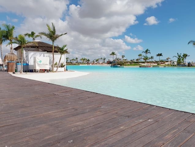Apartamento de 2 habitaciones en Los Alcázares en venta con piscina garaje - 296.000 € (Ref: 8691096)