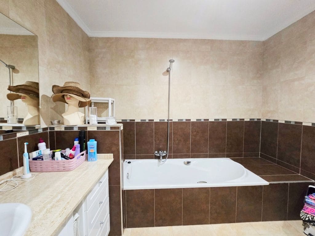 Chalet de 3 habitaciones en Moraira en alquiler con piscina garaje - 2.500 € (Ref: 10174277)
