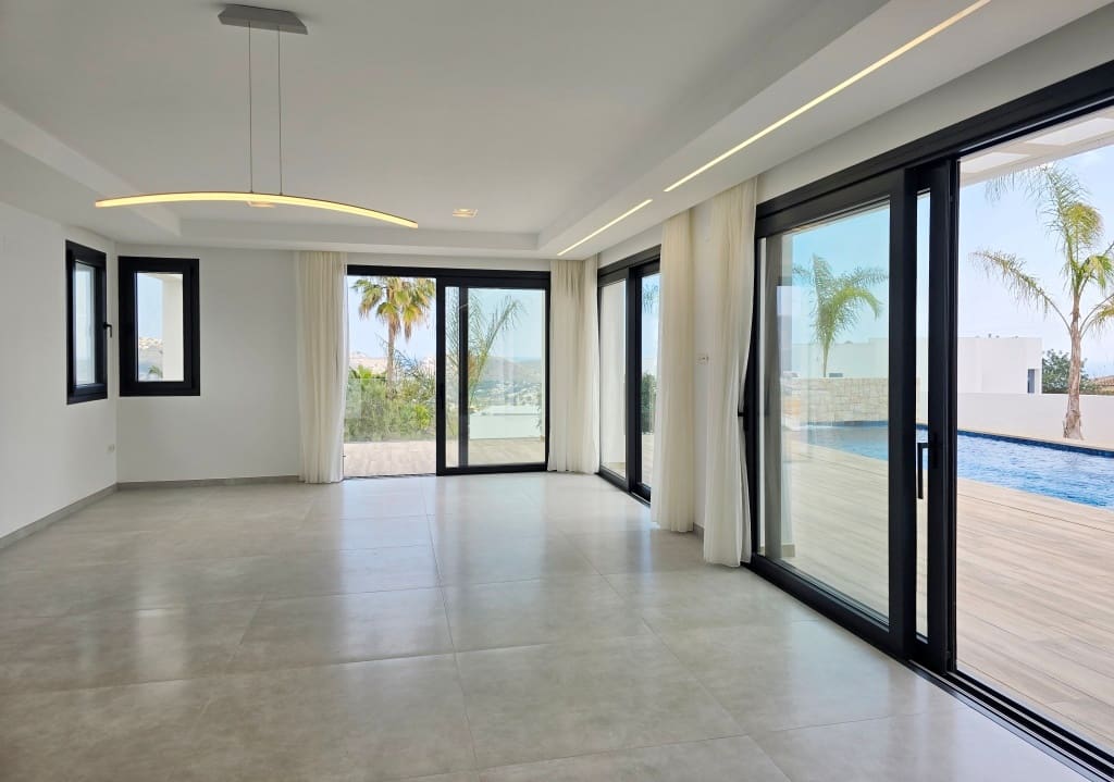 3 slaapkamer Villa te koop in Teulada met zwembad garage - € 2.250.000 (Ref: 10174285)