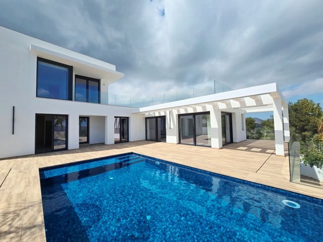 3 slaapkamer Villa te koop in Teulada Pueblo, Teulada-Moraira met zwembad garage - € 2.250.000 (Ref: 10174285)