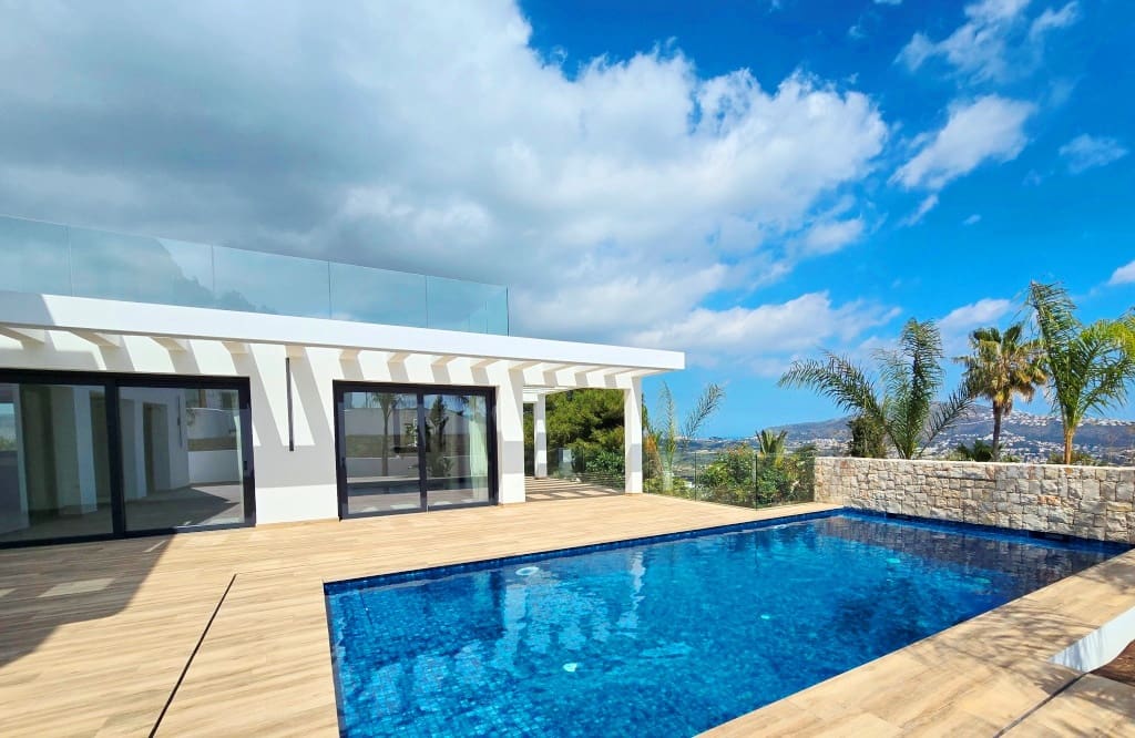 3 slaapkamer Villa te koop in Teulada met zwembad garage - € 2.250.000 (Ref: 10174285)