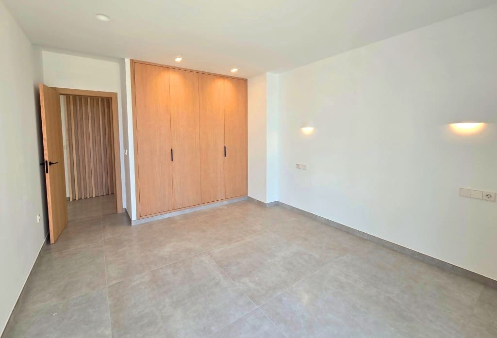 3 slaapkamer Villa te koop in Teulada met zwembad garage - € 2.250.000 (Ref: 10174285)