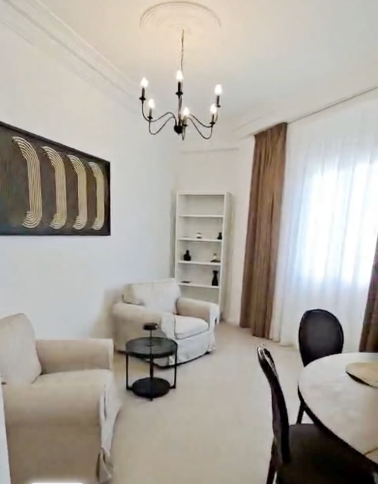 3 soveværelse Lejlighed til leje i Valencia by - € 2.400 (Ref: 9827281)
