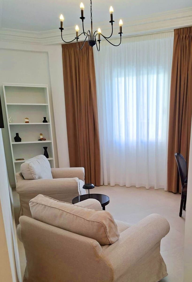 3 soveværelse Lejlighed til leje i Valencia by - € 2.400 (Ref: 9827281)