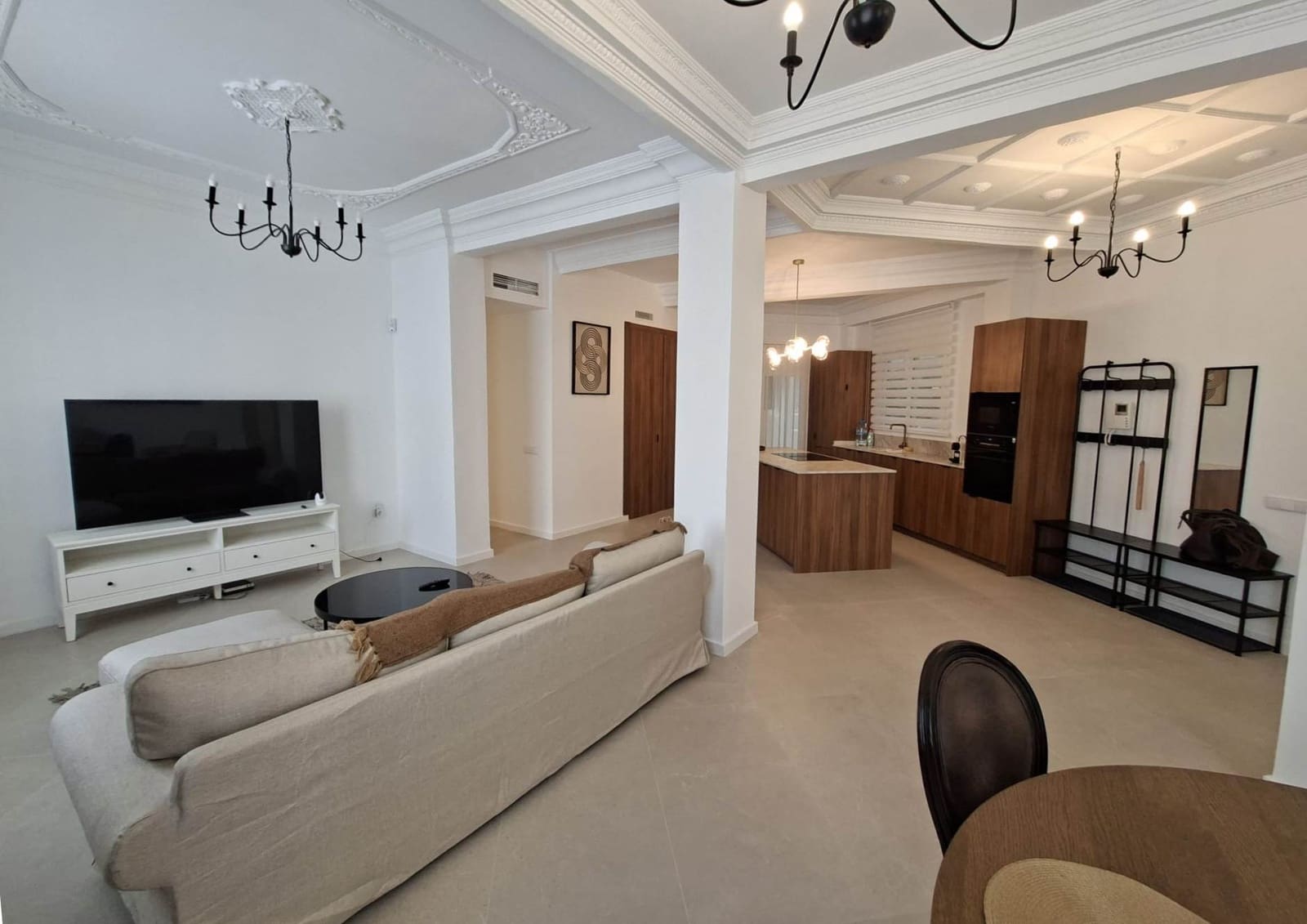 3 soveværelse Lejlighed til leje i Valencia by - € 2.400 (Ref: 9827281)