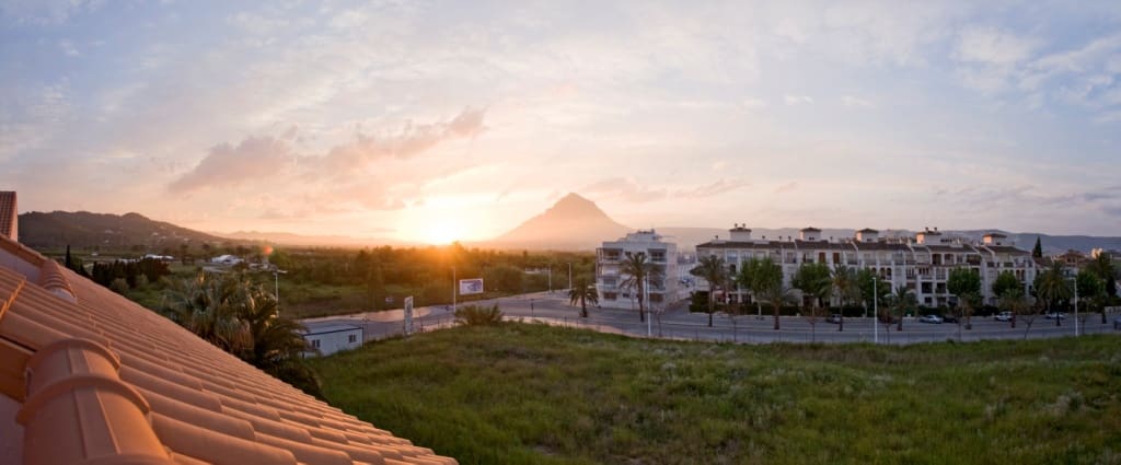 5 soveværelse Bungalow til salg i Javea / Xabia med swimmingpool - € 595.000 (Ref: 9827283)