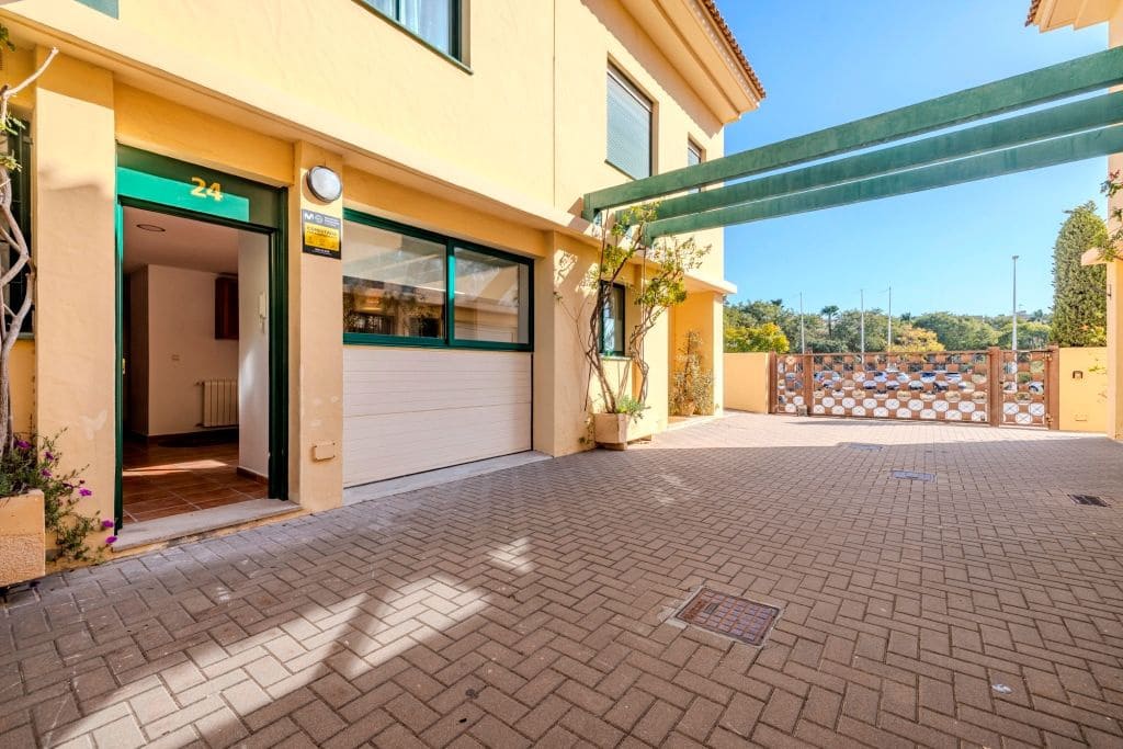 5 soveværelse Bungalow til salg i Javea / Xabia med swimmingpool - € 595.000 (Ref: 9827283)