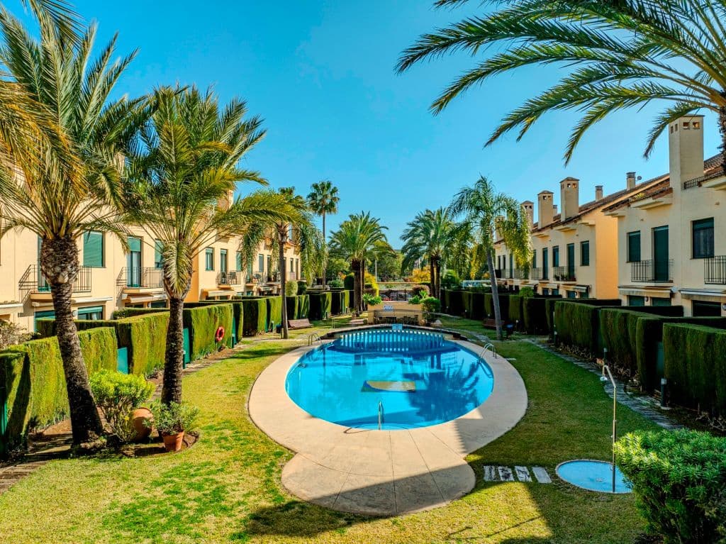 5 soveværelse Bungalow til salg i Javea / Xabia med swimmingpool - € 595.000 (Ref: 9827283)