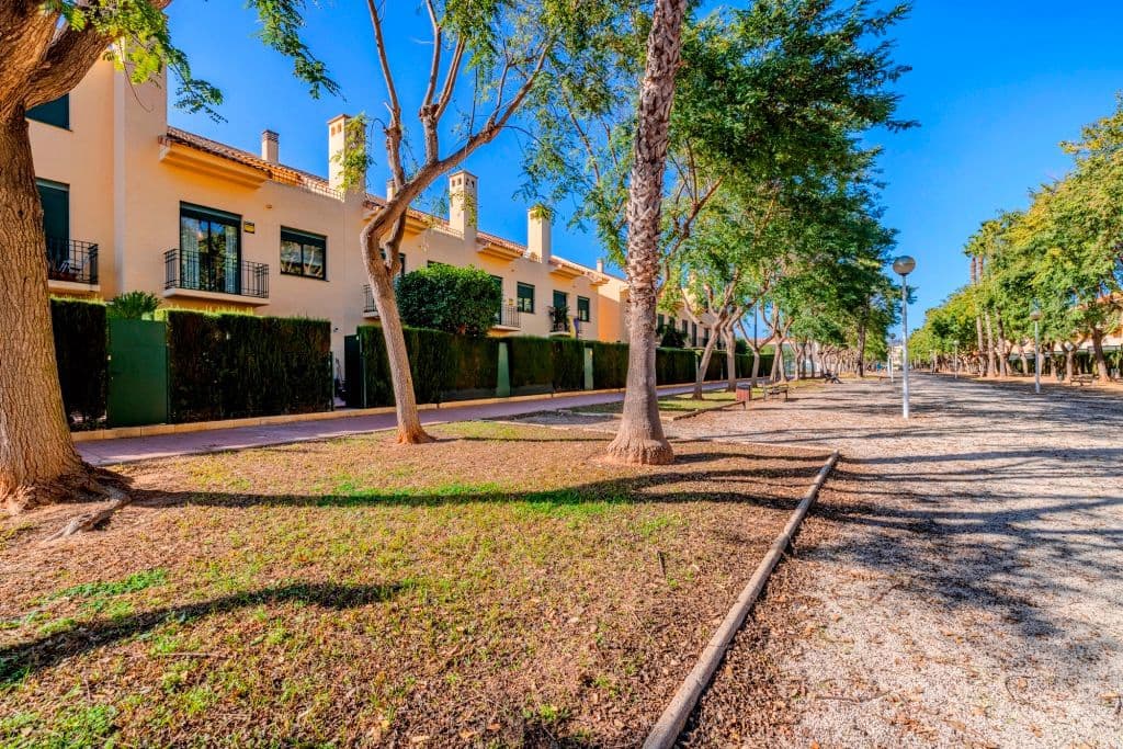 5 soveværelse Bungalow til salg i Javea / Xabia med swimmingpool - € 595.000 (Ref: 9827283)