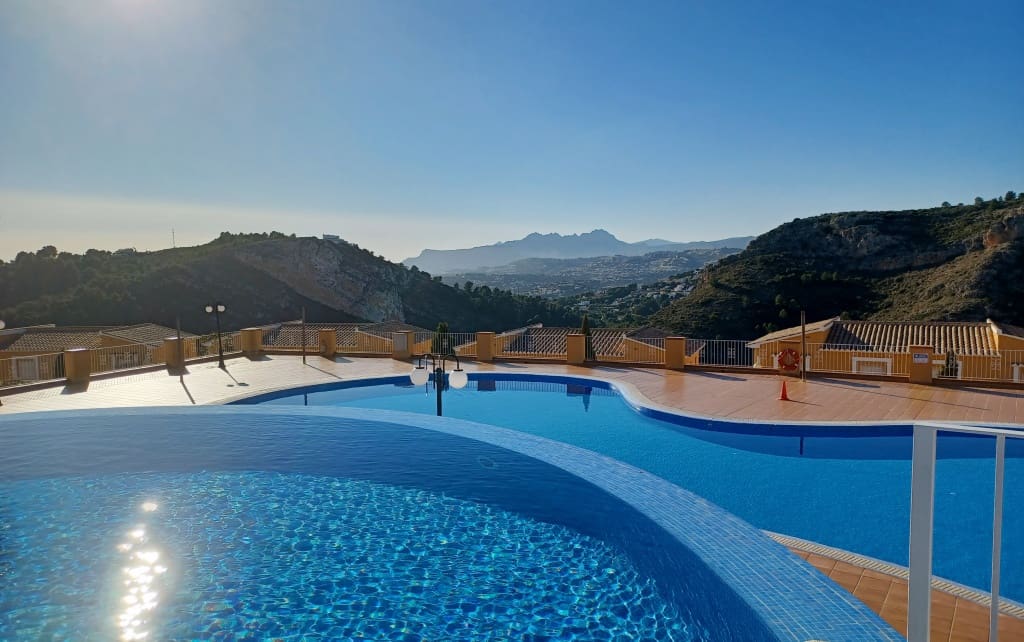 2 soveværelse Lejlighed til salg i Benitachell / Benitatxell med swimmingpool - € 189.000 (Ref: 9827284)