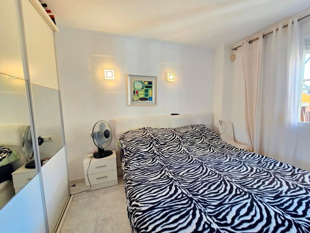 2 soveværelse Lejlighed til salg i Benitachell / Benitatxell med swimmingpool - € 189.000 (Ref: 9827284)