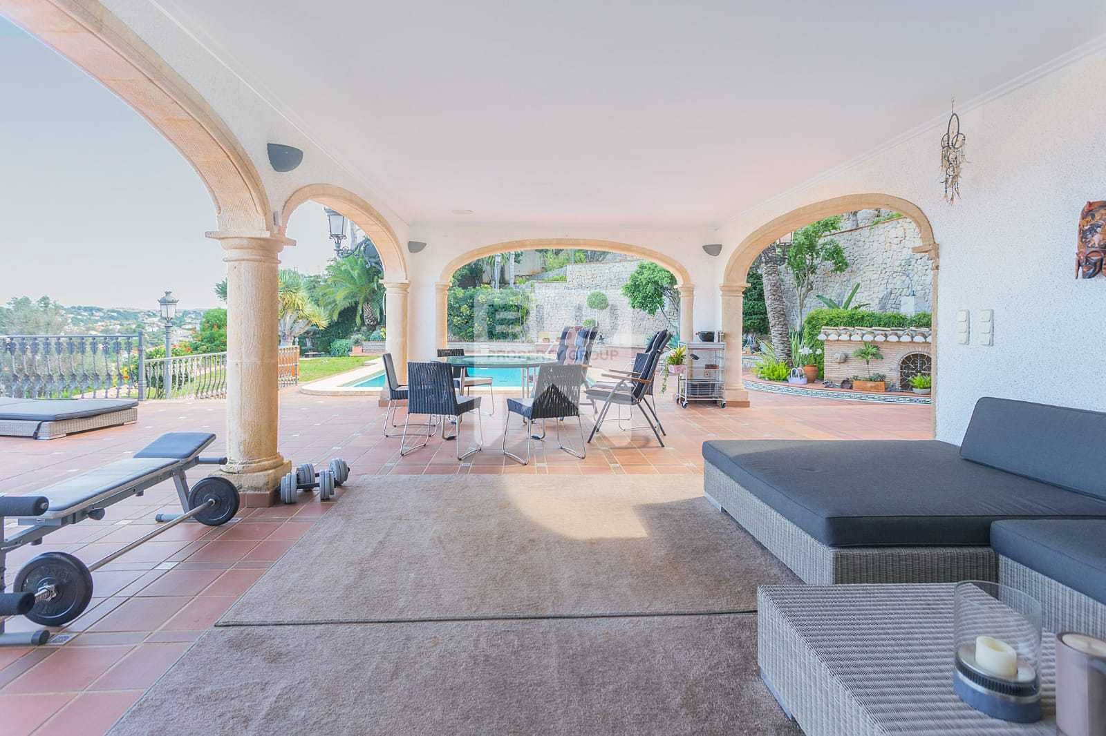 4 soveværelse Villa til salg i Denia med swimmingpool garage - € 3.800.000 (Ref: 9827285)