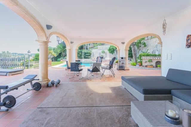 4 chambre Villa/Maison à vendre à Dénia avec piscine garage - 3 800 000 € (Ref: 9827285)