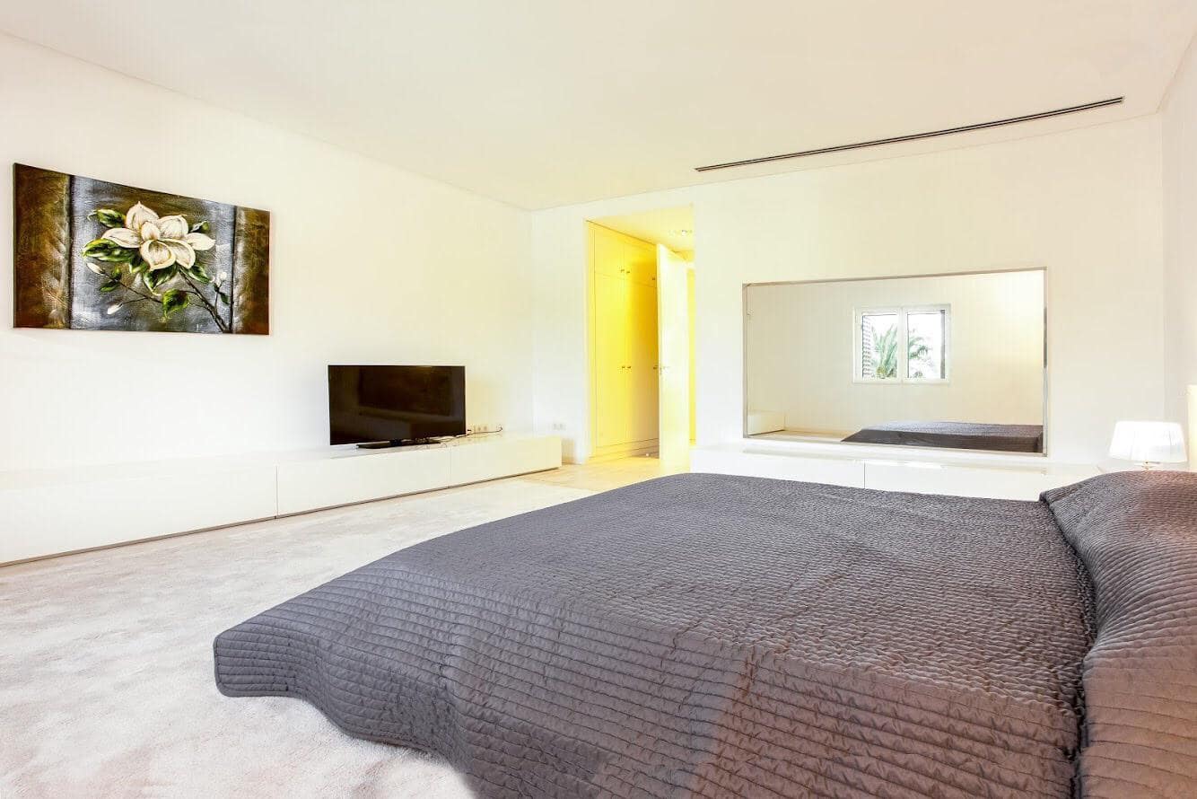 4 soveværelse Villa til salg i Denia med swimmingpool garage - € 3.800.000 (Ref: 9827285)