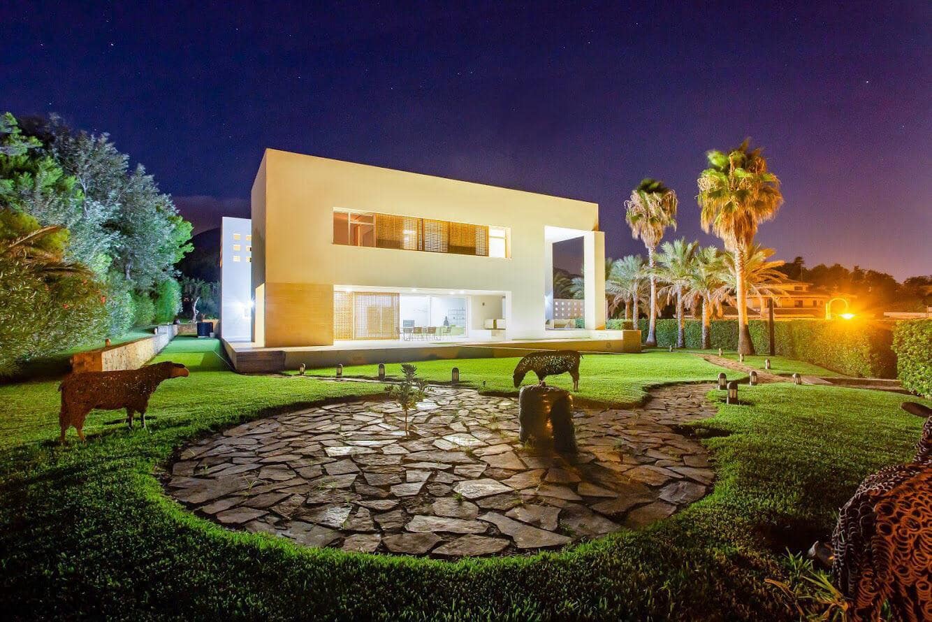 4 soveværelse Villa til salg i Denia med swimmingpool garage - € 3.800.000 (Ref: 9827285)