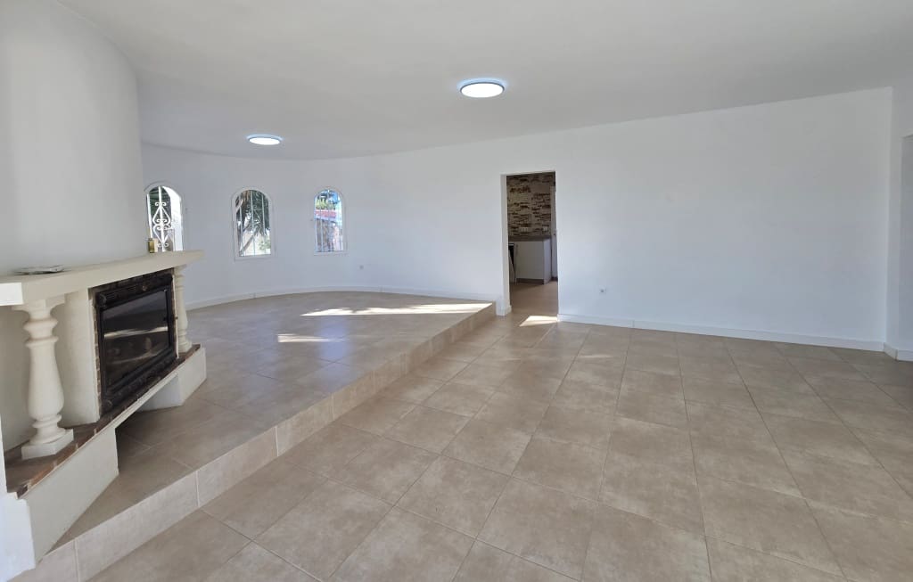 5 chambre Villa/Maison à vendre à Benitachell / Benitatxell avec piscine garage - 690 000 € (Ref: 9827286)
