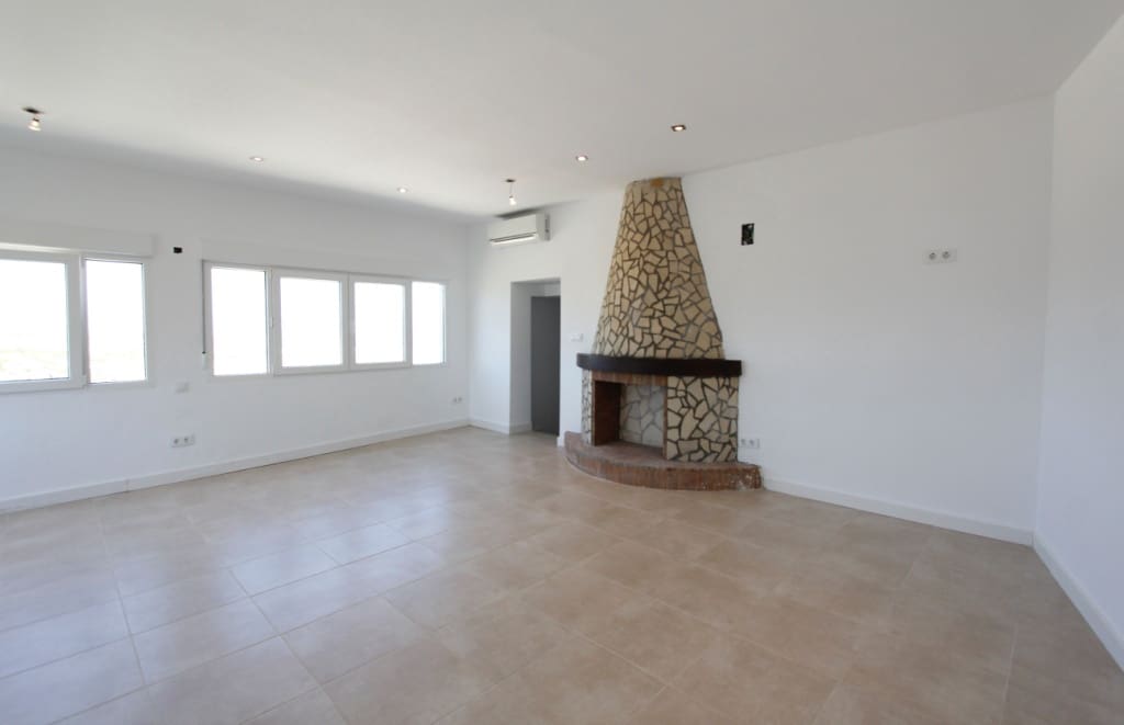 5 chambre Villa/Maison à vendre à Benitachell / Benitatxell avec piscine garage - 690 000 € (Ref: 9827286)
