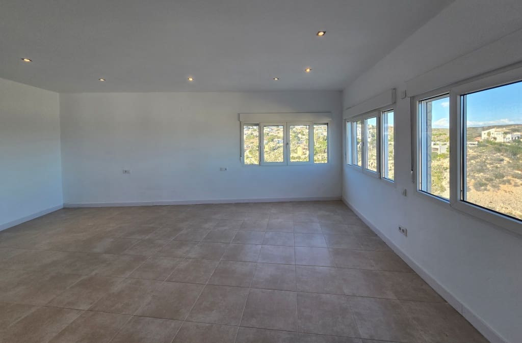 5 chambre Villa/Maison à vendre à Benitachell / Benitatxell avec piscine garage - 690 000 € (Ref: 9827286)