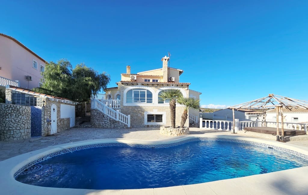 5 chambre Villa/Maison à vendre à Benitachell / Benitatxell avec piscine garage - 690 000 € (Ref: 9827286)