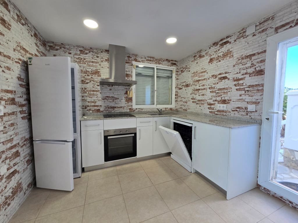 5 chambre Villa/Maison à vendre à Benitachell / Benitatxell avec piscine garage - 690 000 € (Ref: 9827286)